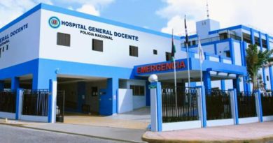 Hospital de la Policía organiza jornadas científicas y posee una sala de diálisis con capacidad para 77 pacientes