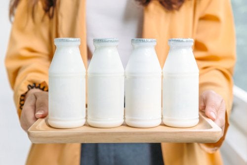 OJO: ¿Qué son mejores: los lácteos enteros o desnatados?