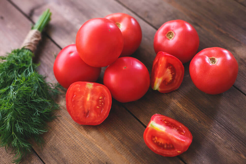 ATENCIÓN: Cómo usar tomates para disminuir la presión arterial alta