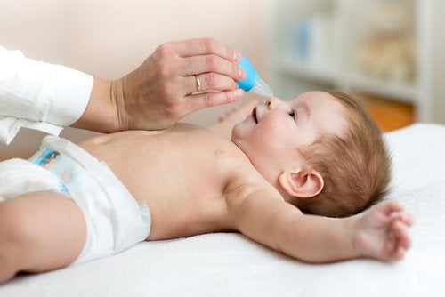 OJO: Cómo descongestionar la nariz de un bebé