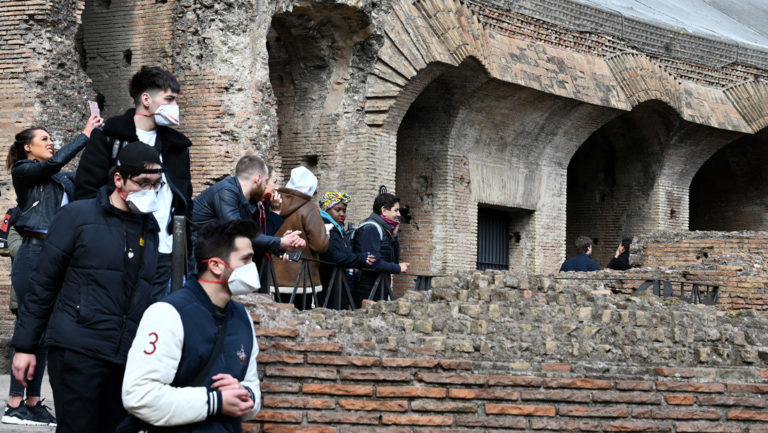Casi 200 muertos y más de 4.600 afectados por el coronavirus en Italia