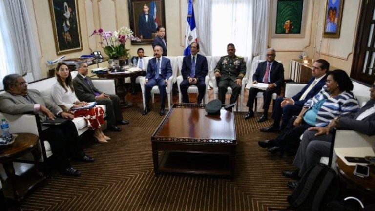 Gobierno dominicano aclara coronavirus no está circulando en el país, es un caso importado