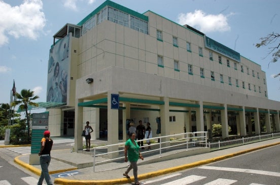 Buscan familiares de mujer ingresada al hospital Marcelino Vélez Santana