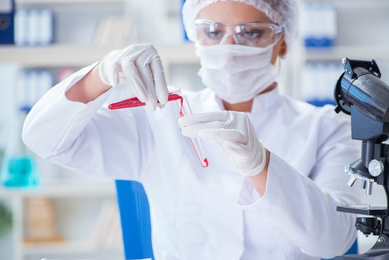 Uso de la sangre de pacientes curados de coronavirus en estudio