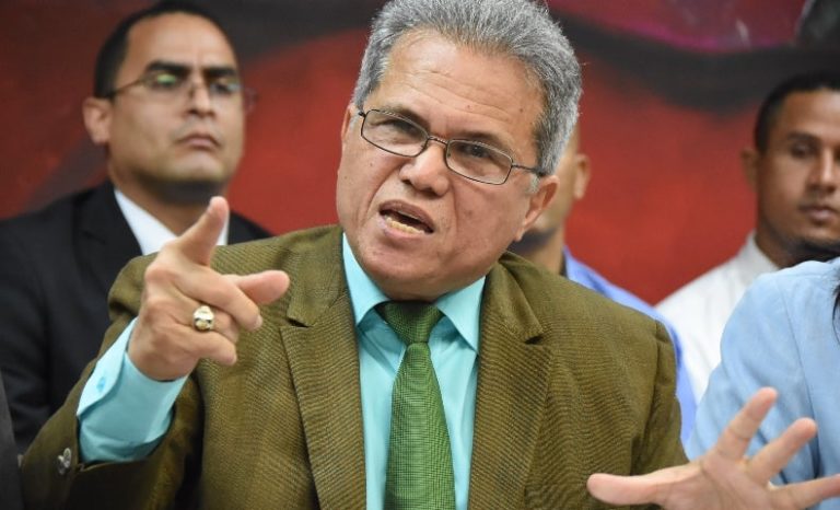 Colegio Médico Dominicano exige subvención económica de las ARS