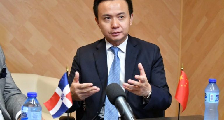 Embajador de China en RD dice no es recomendable aislar pacientes con COVID-19 en el hogar