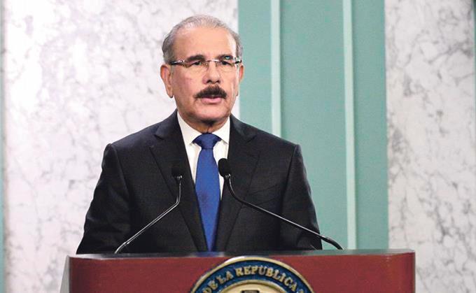 Se aproxima momento crítico; Presidente Medina pide mantener aislamiento