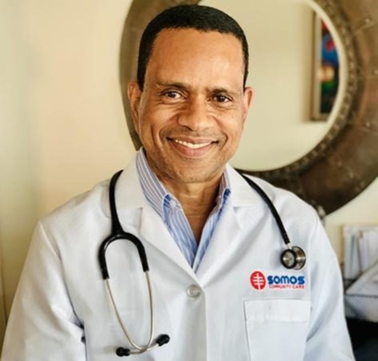 Reconocido pediatra dominicano sale ileso de COVID – 19 y rechaza hospitales den alta a pacientes con síntomas