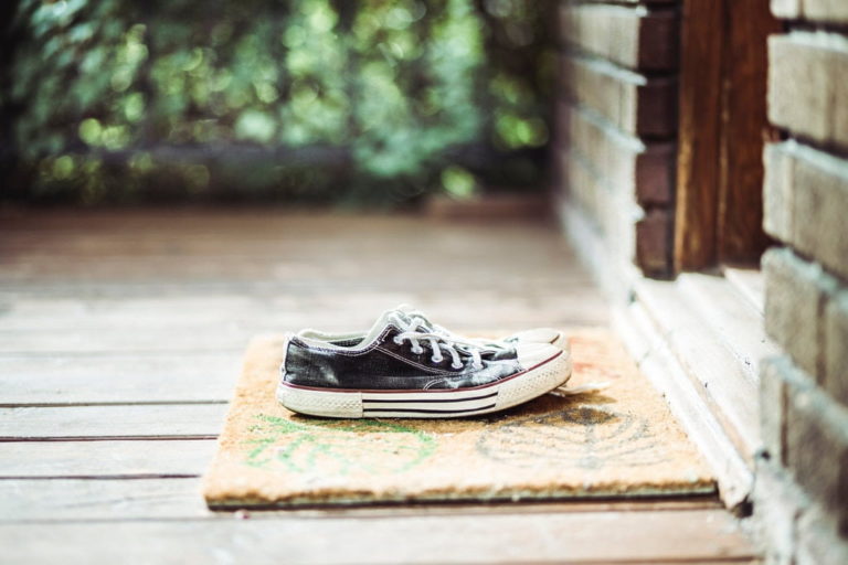 ¿El virus está en mi ropa? ¿En mis zapatos? ¿En