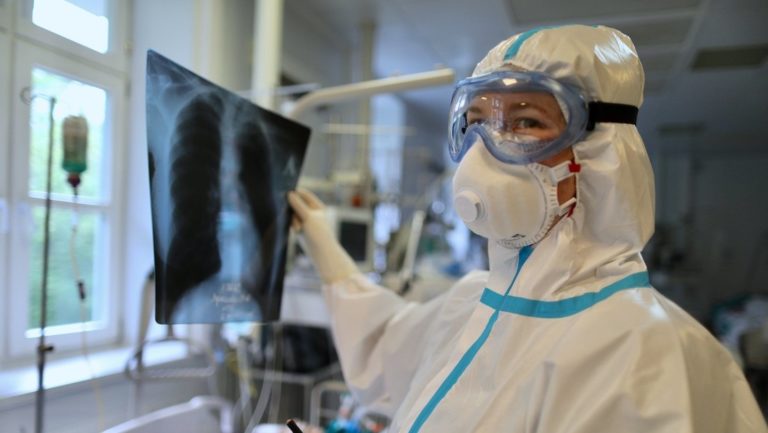 Ponen fecha al inicio de ensayos clínicos de una vacuna rusa contra el coronavirus
