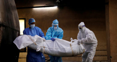Científico británico, sobre la pandemia: "Este virus va a estar con nosotros para siempre"