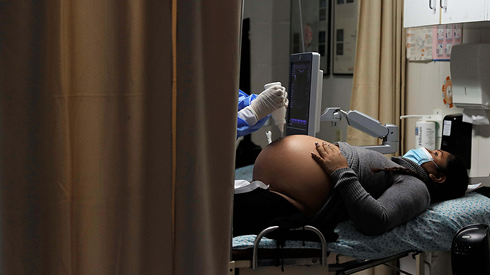 Las complicaciones para tratar los embarazos en Latinoamérica en medio de la pandemia