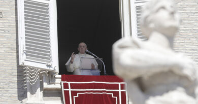 Papa Francisco: "El chismorreo es una peste más fea que el covid-19"