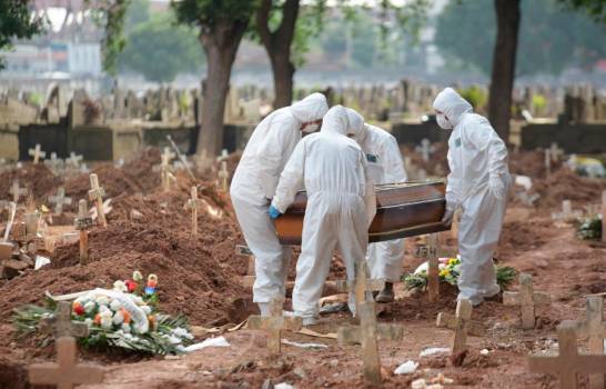 ATENCIÓN: El COVID-19 mata en promedio nueve dominicanos por día