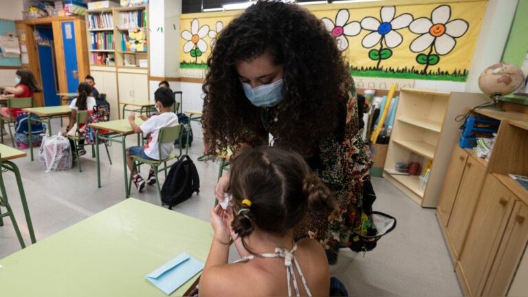Descubren mecanismo que provoca la respuesta inflamatoria en niños con