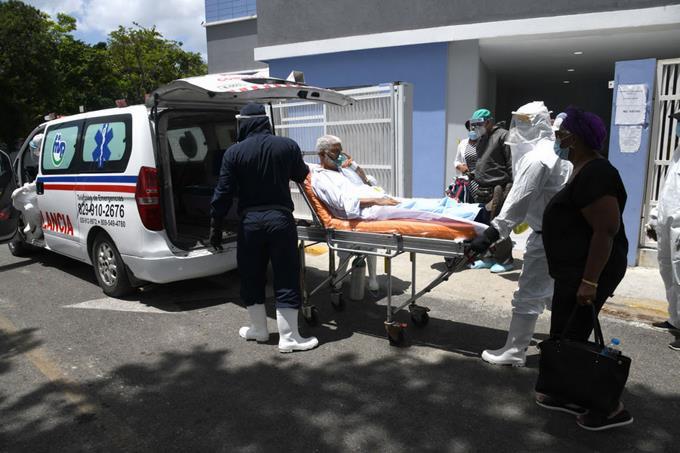 Salud Pública reporta tres muertes por Covid y 384 nuevos contagios