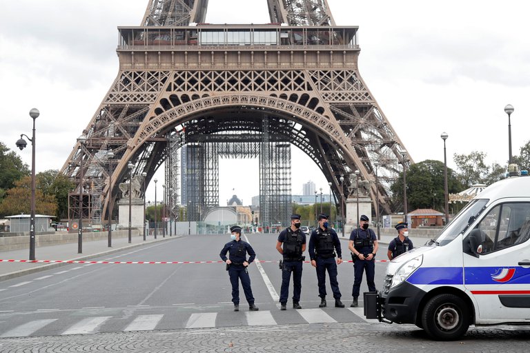 Francia declaró la emergencia sanitaria por el rebrote de COVID-19 y habrá toque de queda en 9 ciudades