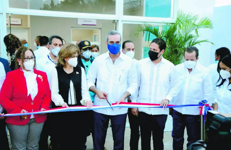 Comunidad recibe Centro de Diagnóstico