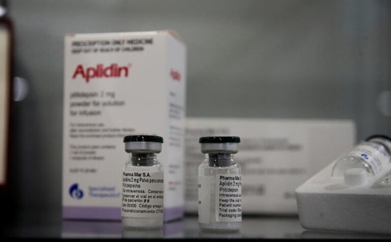 Antiviral español reduce casi al 100 por cien la carga
