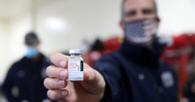 Arrestan en EE.UU. a farmacéutico que sacó de refrigeración 500 vacunas intencionalmente: Se inoculó a 57 personas con esas dosis.