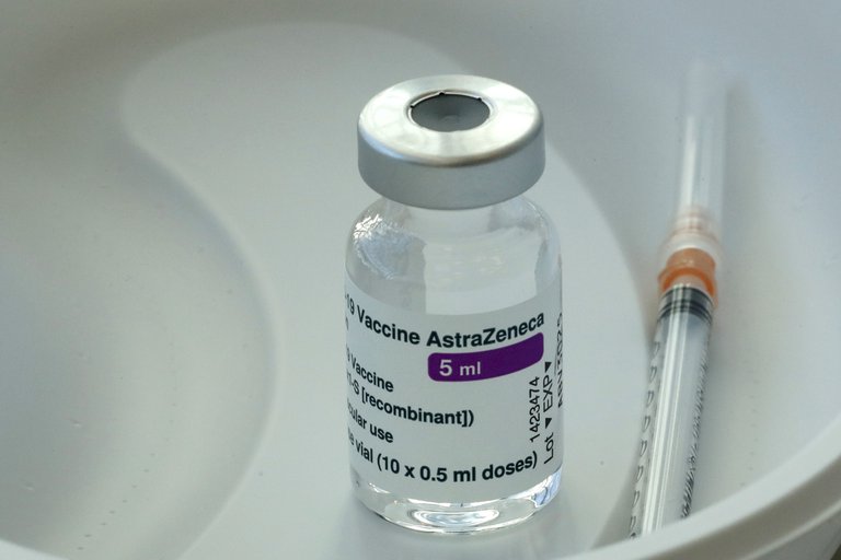 Canadá autorizó la vacuna de AstraZeneca contra el COVID-19