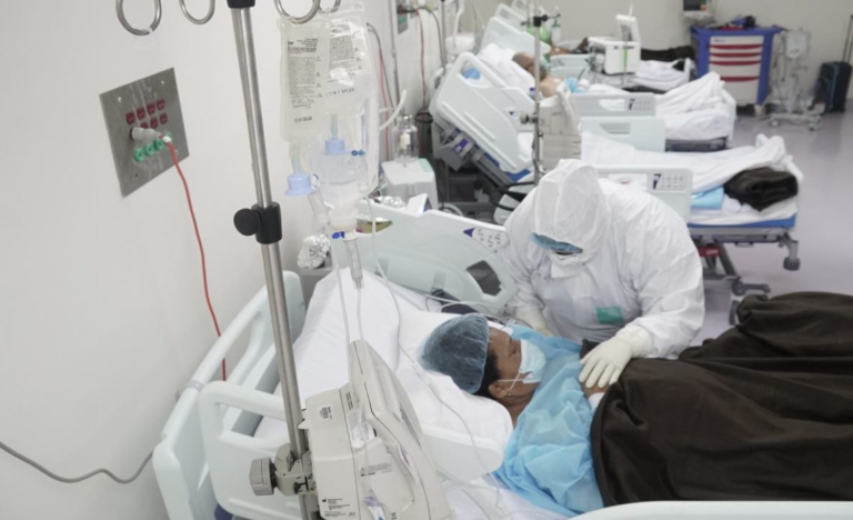 Salud Pública reporta 4 fallecimientos y 904 nuevos contagios de covid