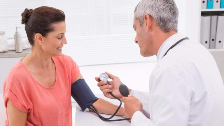Chequeo preventivo de salud ayuda para evitar complicaciones mayores