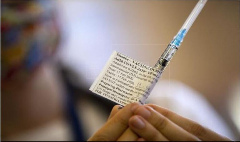 EE.UU. aprueba vacuna de una sola dosis contra nuevo coronavirus,