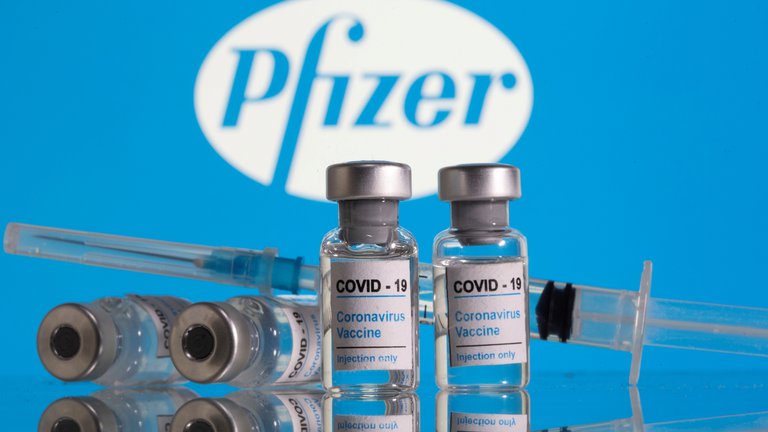 Un nuevo estudio a gran escala sobre la vacuna contra el COVID-19 de Pfizer confirmó que tiene una efectividad superior al 90% para prevenir casos graves.