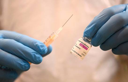 ¿Por qué países suspendieron la vacuna COVID-19 de AstraZeneca?