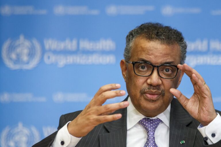La OMS volvió a pedirle al gobierno de Brasil que tome “medidas serias” para contener la pandemia de COVID-19