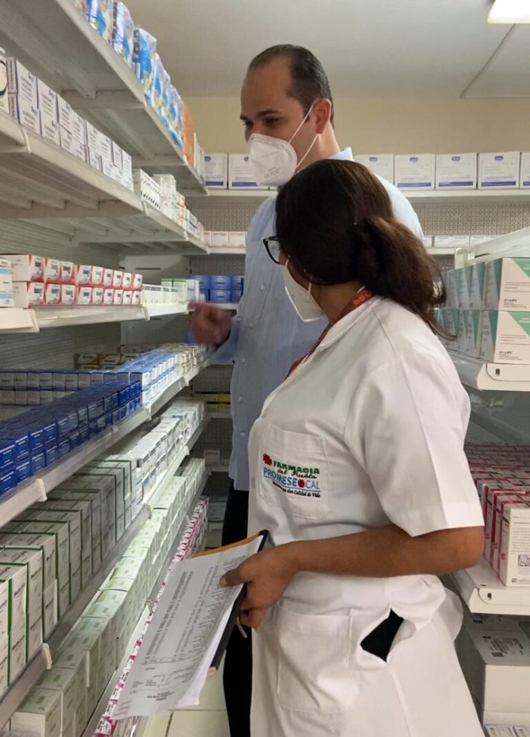 Con abastecimiento de farmacias Promese/Cal busca garantizar acceso a medicamentos durante asueto SS