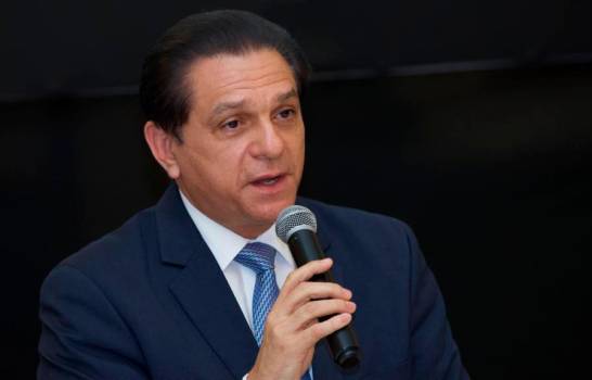 Ministro pide solución parturientas haitianas