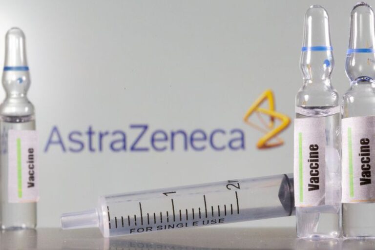 AstraZeneca afirmó que no hay pruebas de que su vacuna contra el coronavirus ocasione un aumento del riesgo de coágulos en sangre