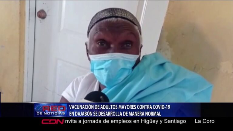 Vacunación de adultos mayores contra COVID-19 en Dajabón se desarrolla