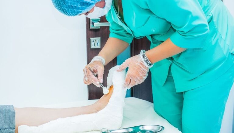 CURATECH resalta importancia asistencia domiciliaria en tiempos de pandemia