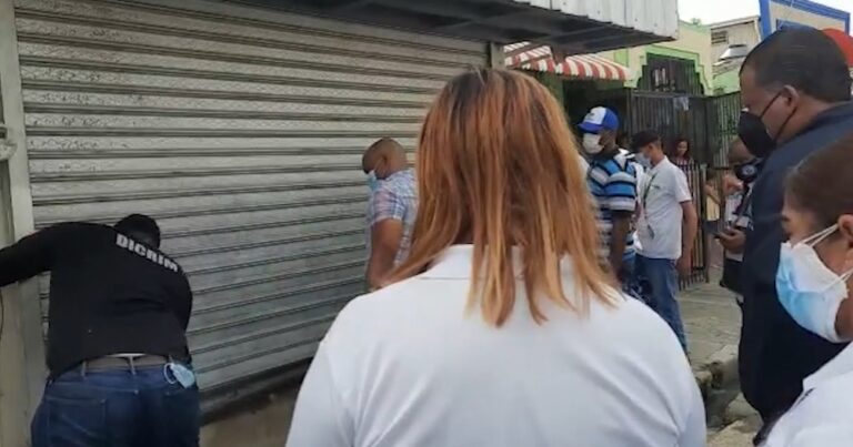 Gobierno desmantela fábrica de bebidas alcohólicas adulteradas en SFM