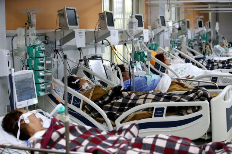 Brasil se acerca a los 13 millones de casos de coronavirus en el peor momento de la pandemia en el país