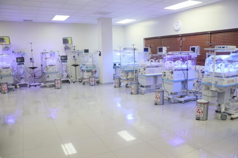 SNS pone en funcionamiento nuevas áreas en dos hospitales maternos