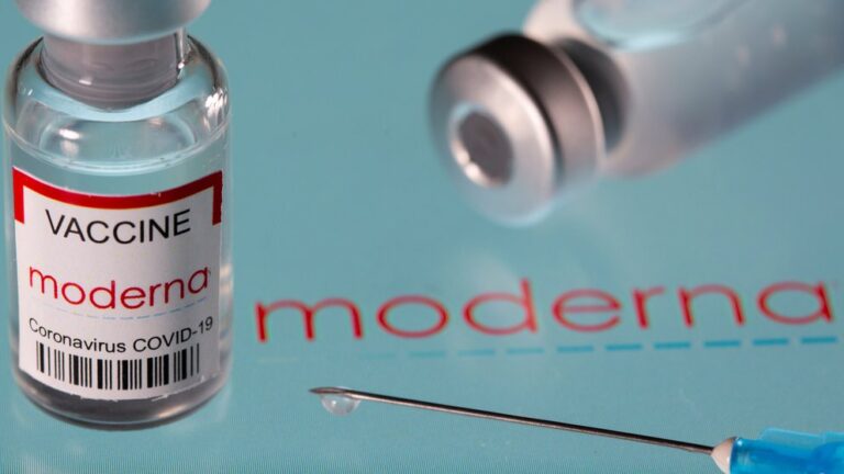 La vacuna de Moderna brinda una inmunidad de al menos seis meses contra el coronavirus