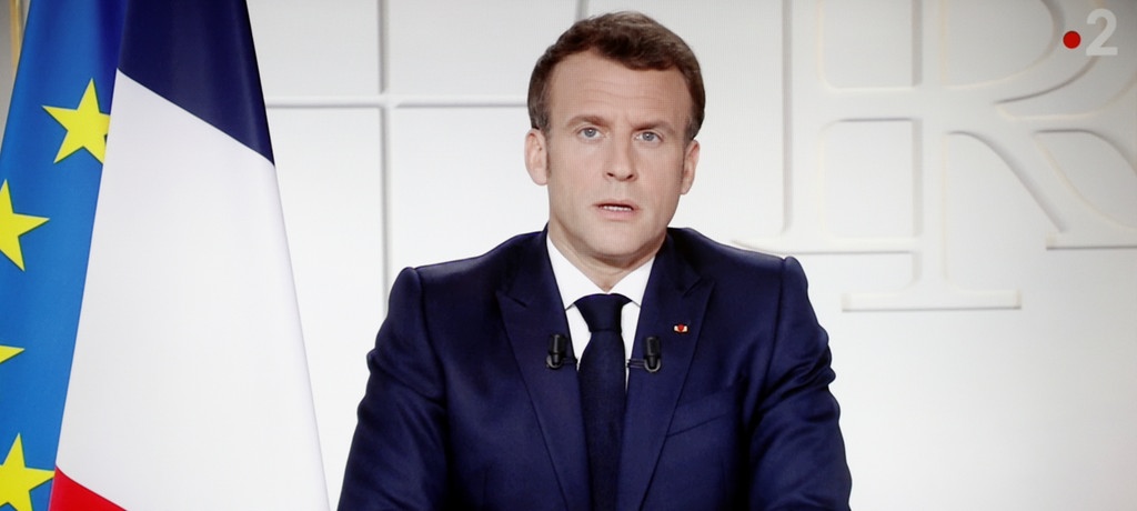 Macron anuncia bloqueo a nivel nacional