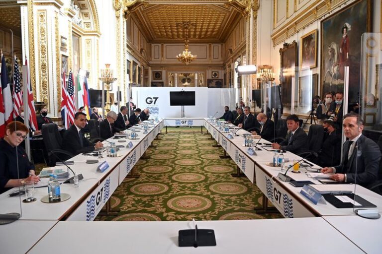 El G7 prometió ayuda financiera al programa COVAX para una distribución “rápida y equitativa” de las vacunas contra el COVID-19