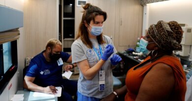 EEUU: los casos de coronavirus semanales se redujeron la mitad en mes de mayo