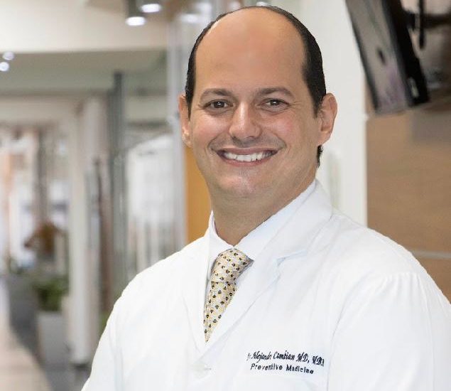 Dr.-Alejandro-Cambiaso 