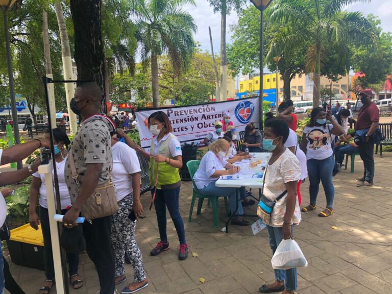 En operativo médico, Salud Pública detecta 40 personas con afecciones cardíacas