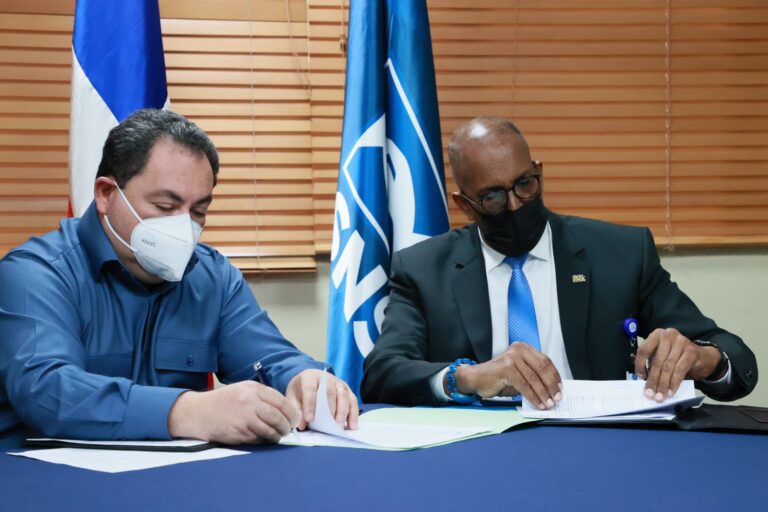 SNS y DIGECOG suscriben acuerdo de colaboración – Servicio Nacional