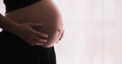 Sociedad de Obstetricia y Ginecología recomienda vacunar a embarazadas a partir del segundo trimestre