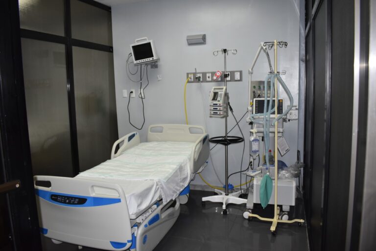 Gobierno amplía a 49 cantidad de camas COVID-19 en Hospital