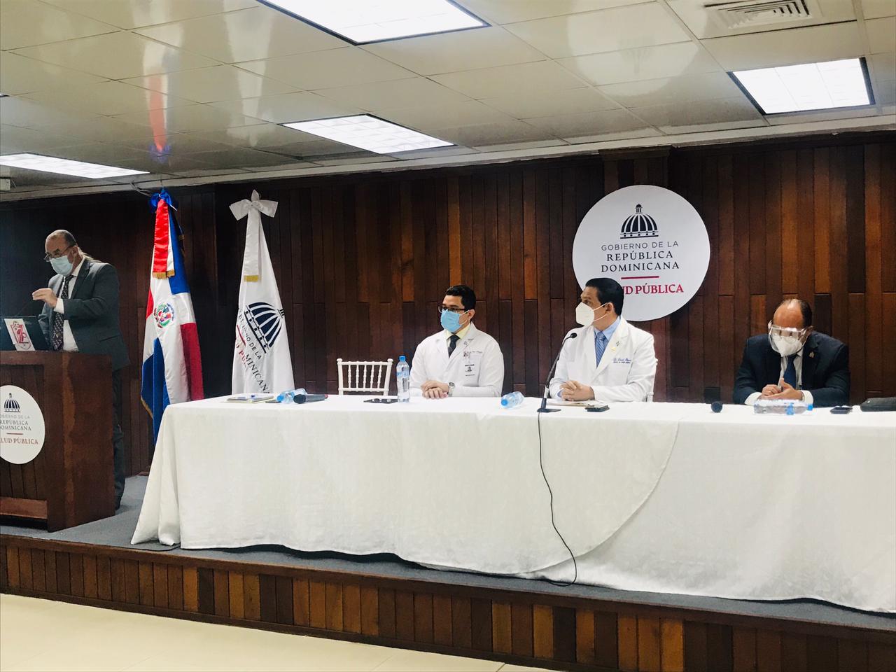 Gobierno dominicano seguirá adquiriendo vacunas para tercera dosis contra el coronavirus