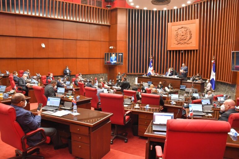 Aprueban resolución que obliga la TSS a entregar al Senado la lista de muertos afiliados a las AFP